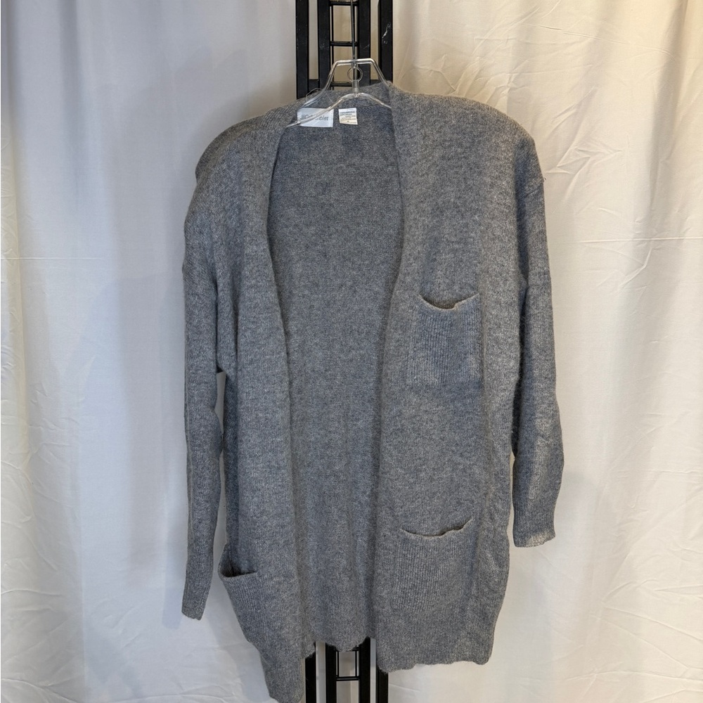 JH Collectibles Heather Gray Open Cardigan‎